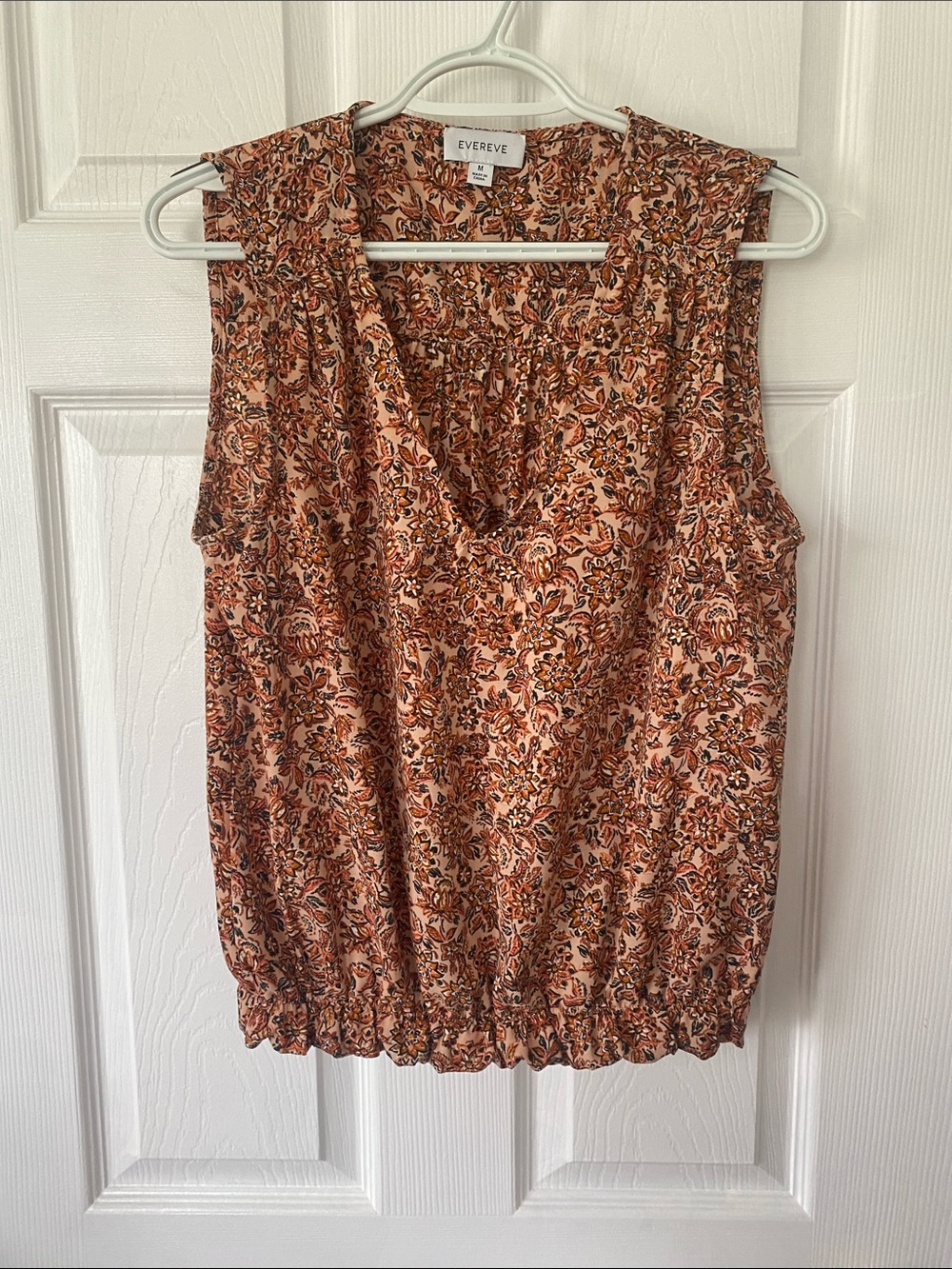 Evereve Rust Floral Sleeveless V-Neck Blouse